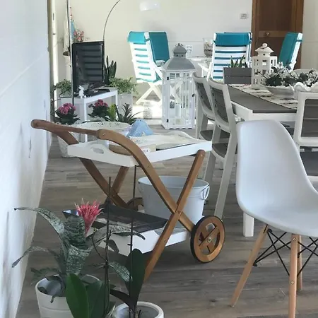 Viro House Couette-café Squinzano