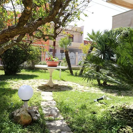 Couette-café Viro House