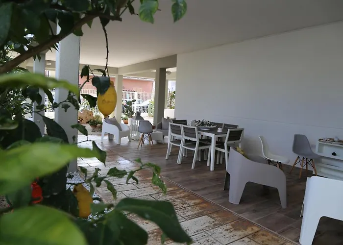Viro House Frühstückspension 4*