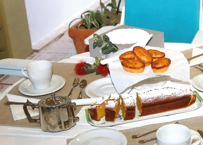 Frühstückspension Viro House 4*